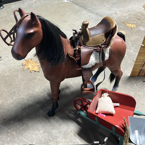 American Girl Doll Felicity Colonial Horse Stable Set w Fence & Acc. & horses - Picture 6 of 7